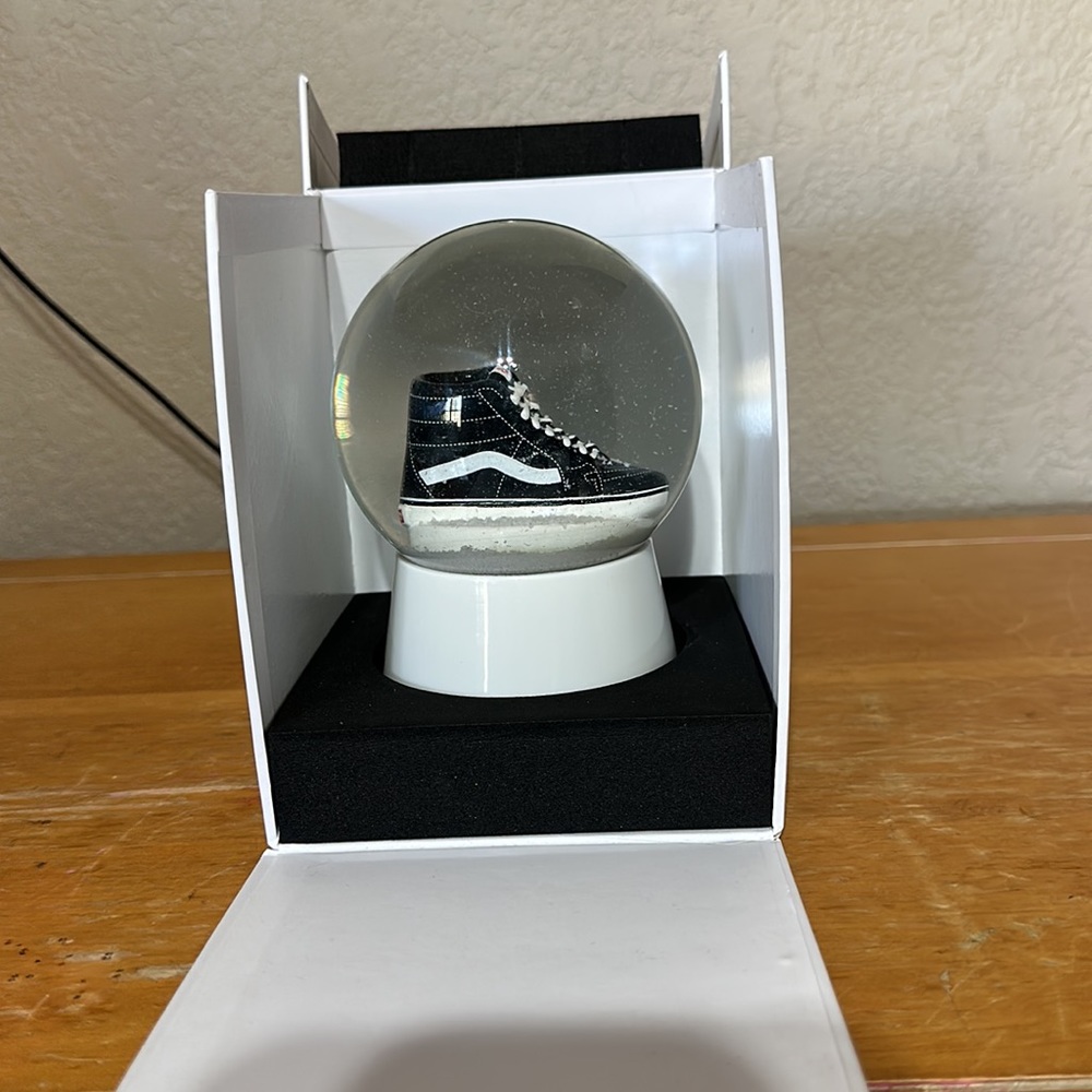 Vans limited edition Sk8 Hi shoe snow globe.